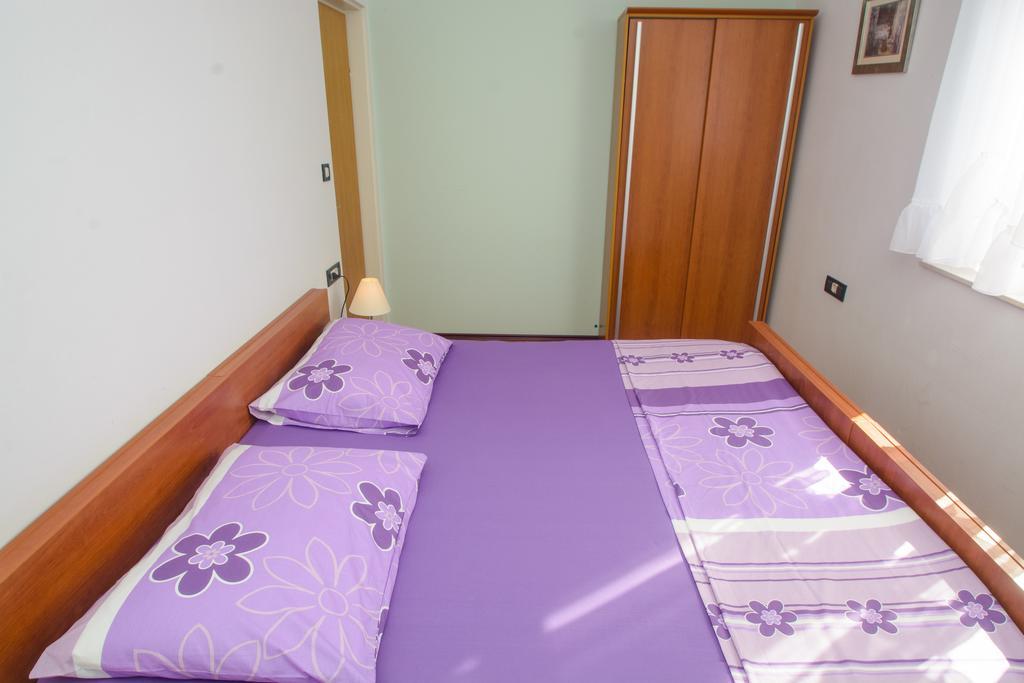 Apartments Jerkunica روغوزنيكا الغرفة الصورة