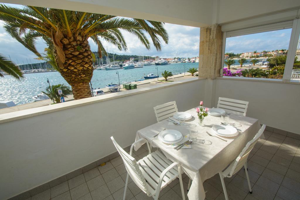 Apartments Jerkunica روغوزنيكا الغرفة الصورة