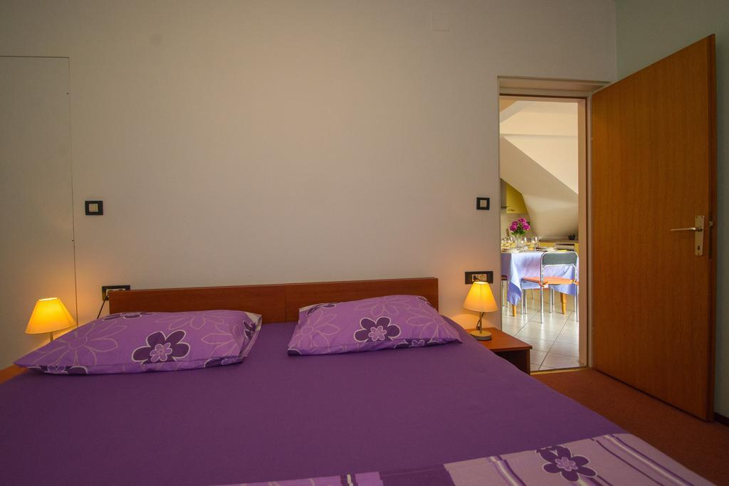 Apartments Jerkunica روغوزنيكا الغرفة الصورة